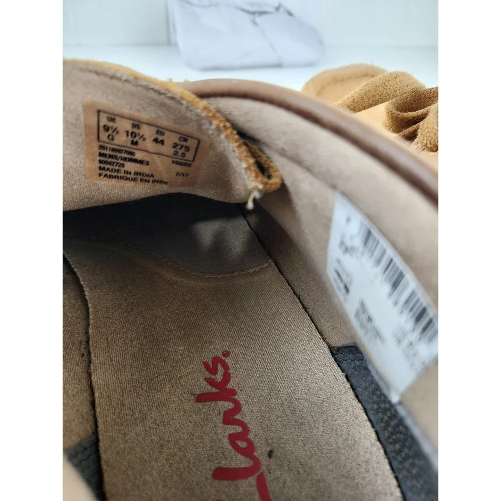 Clarks Wallabee Mens 10.5 Tan Suede Moccasin Lace Up Crepe Sole Boots Chukka